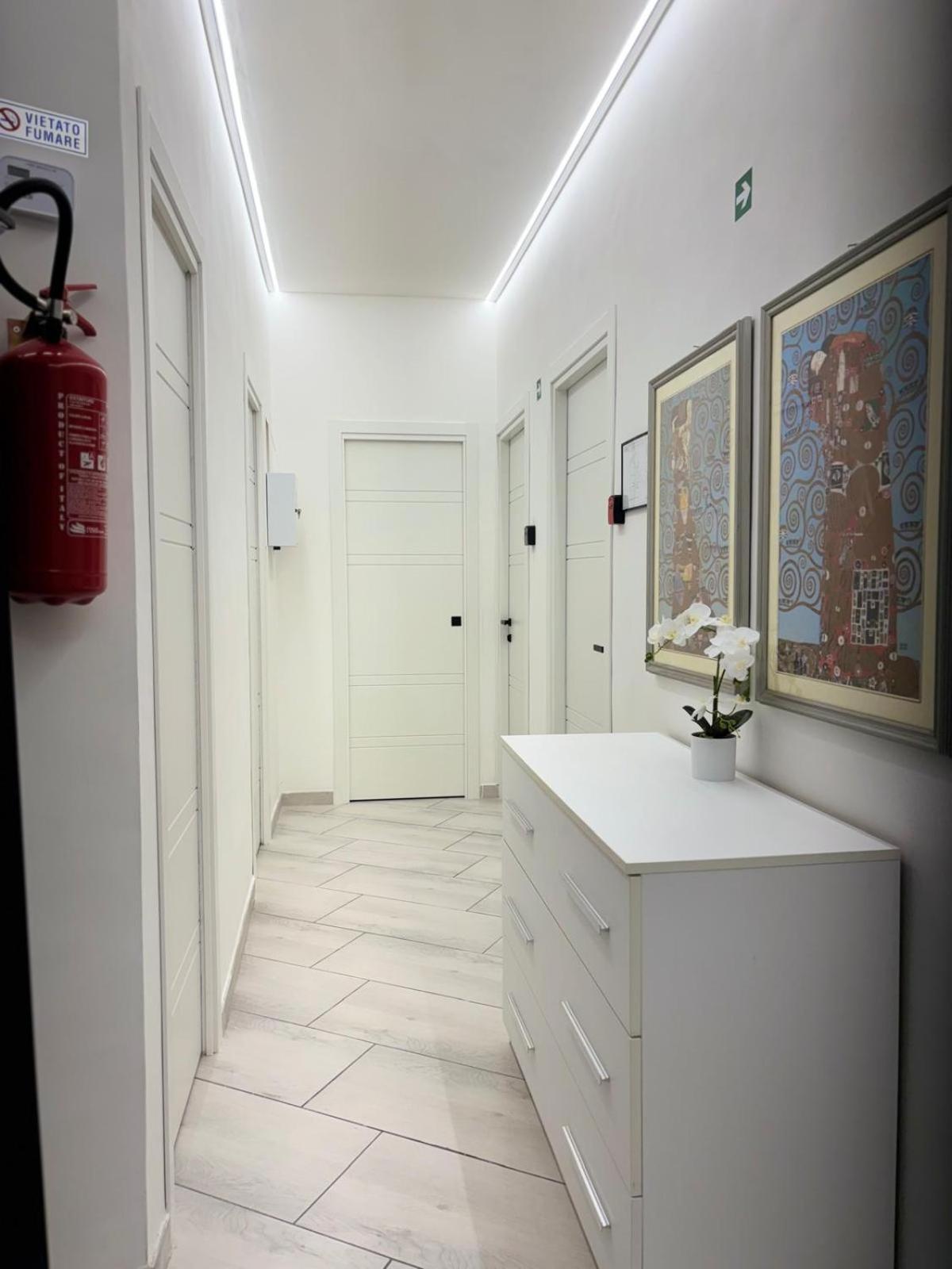 Roma Elena Hotel ภายนอก รูปภาพ